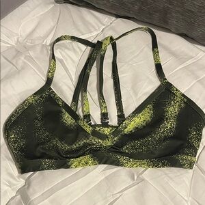 GS Power Minimal Sports Bra
Moss Olive Print